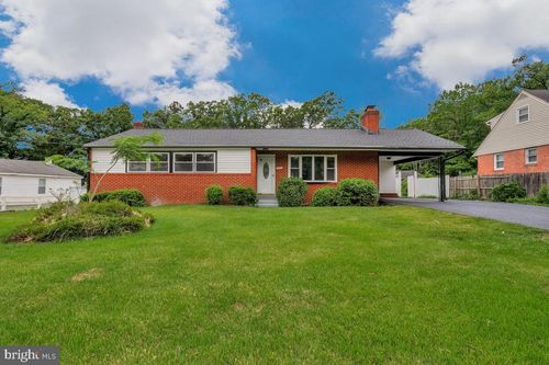 5201 Wheeler Rd, Oxon Hill, MD, 20745-3745 | Card Image