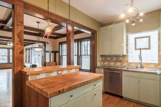 APT-1 - 2545 Bryant Ave S, Condo with 2 bedrooms, 1 bathrooms and null parking in MINNEAPOLIS MN | Image 6