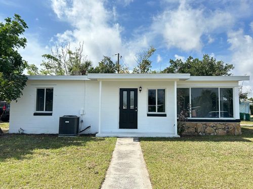 2289 Dallas St, PORT CHARLOTTE, FL, 33952-4306 | Card Image