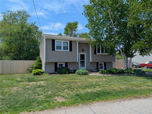 23 Astral St, Warwick, RI, 02888-5005 | Card Image