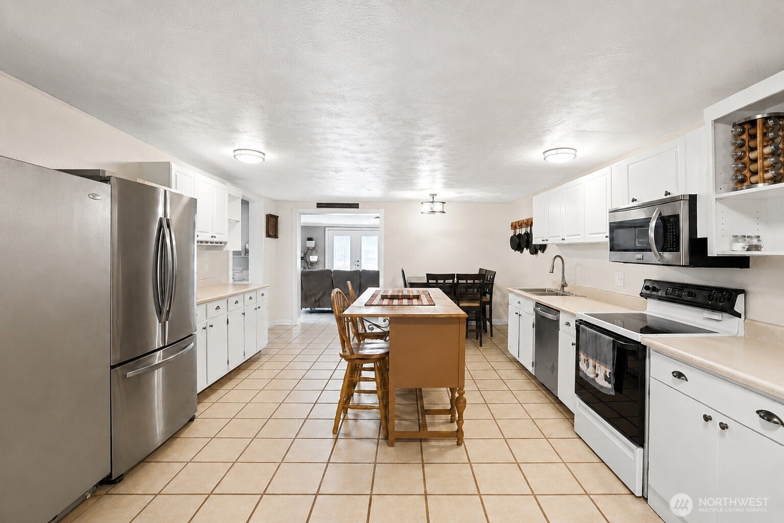 Residential in Sunnyside 4
