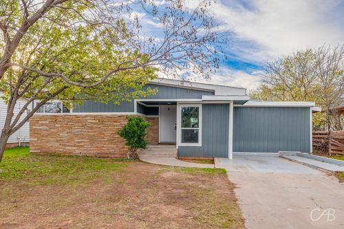 1018 S Pioneer Dr, Abilene, TX, 79605-3743 | Card Image
