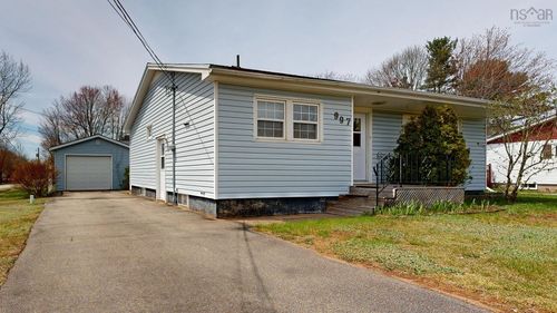 997 Argus Dr, Greenwood, NS, B0P1N0 | Card Image