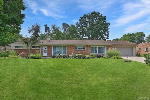 1766 Ashstan Dr, Walled Lake, MI, 48390-2611 | Card Image