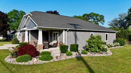 308 W Hosmer St, Saint Charles, MI, 48655-1730 | Card Image