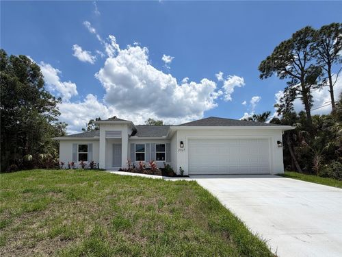 2027 Roanoke Road, North Port, FL, 34288 | Card Image
