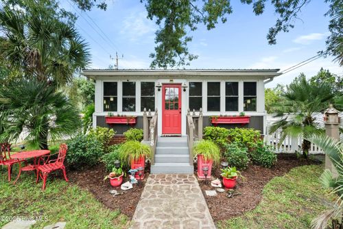 418 Raleigh Ave, Carolina Beach, NC, 28428-4907 | Card Image