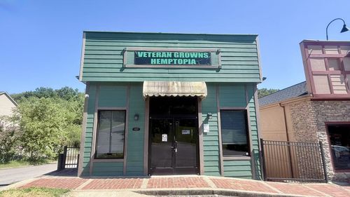 1527 Wilma Rudolph Blvd, Clarksville, TN, 37040 | Card Image