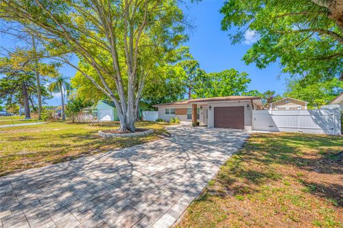 2212 Ne Coachman Rd, Clearwater, FL, 33765-2213 | Card Image