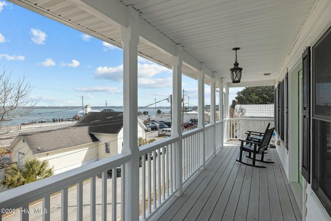 106 S Water St, House other with 6 bedrooms, 5 bathrooms and null parking in Swansboro NC | Image 30