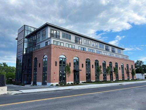 305-80 Bridge St, Dedham, MA, 02026-1763 | Card Image
