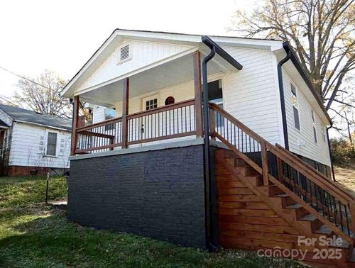 213 Rice St, Kannapolis, NC, 28081-2529 | Card Image