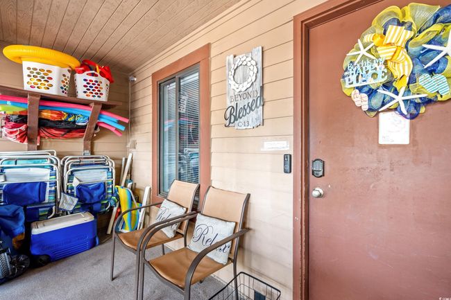 View of covered porch | Image 30