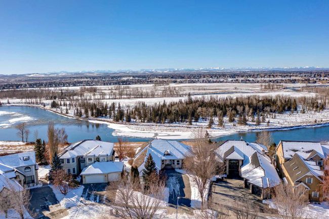 329 Douglasdale Point Se, Home with 4 bedrooms, 2 bathrooms and 6 parking in Calgary AB | Image 34