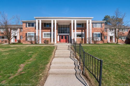 108-525 Fairbrook St, Northville, MI, 48167-1342 | Card Image