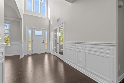 1526 Hickory Ridge Ct S, Canton, MI, 48187-1055 | Card Image