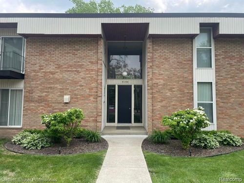 112-4190 Rochester Road, Royal Oak, MI, 48073 | Card Image