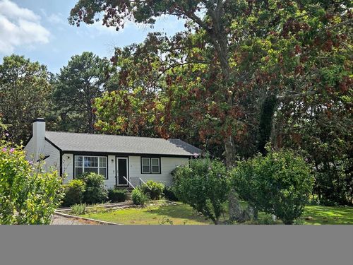 16 Tara Ter, Bourne, MA, 02532-3882 | Card Image