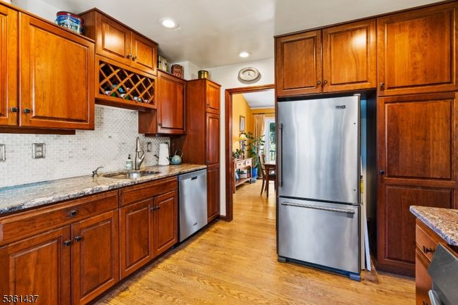 5 Meade Ct, House other with 4 bedrooms, 2 bathrooms and null parking in Piscataway NJ | Image 6