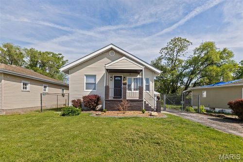 3209 Louisiana Blvd, East Saint Louis, IL, 62205-1455 | Card Image