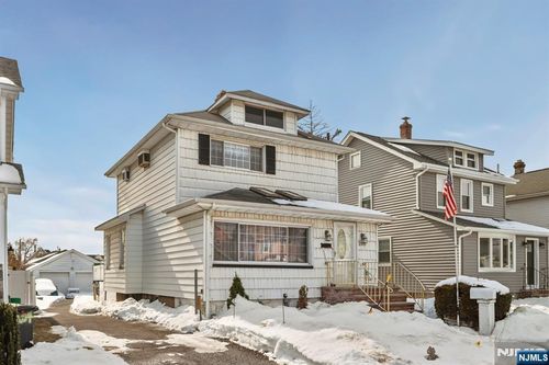 200 Page Ave, Lyndhurst, NJ, 07071-2615 | Card Image