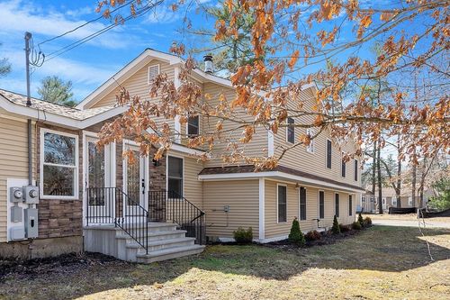 243 Shore Dr, Salem, NH, 03079-1641 | Card Image