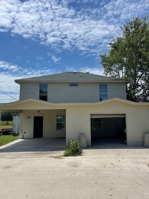 b-17520 Julia Ave, Needville, TX, 77461-9446 | Card Image