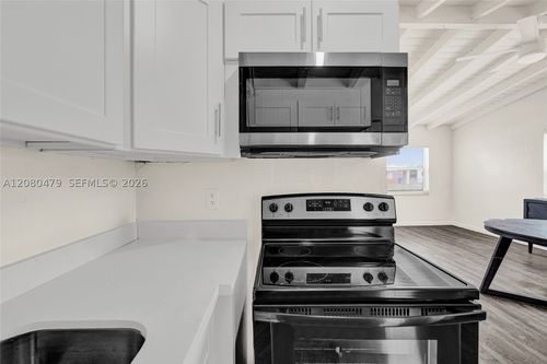 1843 Lauderdale Manor Dr, Fort Lauderdale, FL, 33311-4641 | Card Image