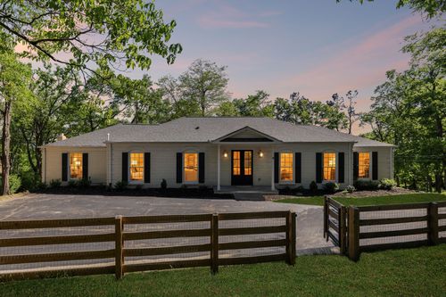 5622 Hillview Dr, Brentwood, TN, 37027-4206 | Card Image