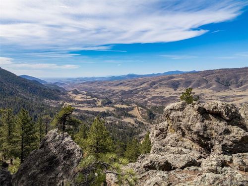 9316 Tawny Lynx Rd, Loveland, CO, 80538-9364 | Card Image