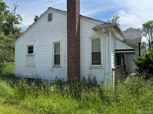 17370 Stout St, Detroit, MI, 48219-3447 | Card Image