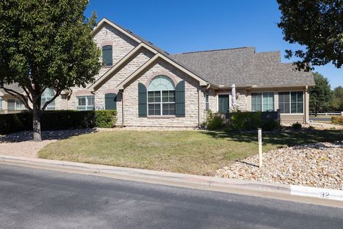 32-30 Wildwood Dr, Georgetown, TX, 78633-5327 | Card Image