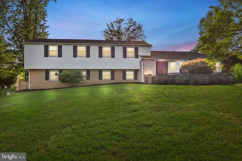 1452 W Lamplighter Ln, NORTH WALES, PA, 19454-3696 | Card Image