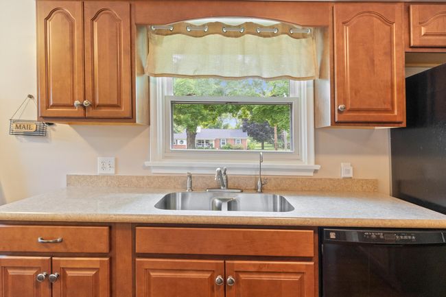 833 S Lansing St, House other with 3 bedrooms, 2 bathrooms and null parking in Mason MI | Image 26