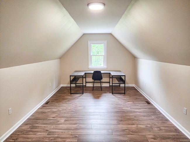 Game room, office, studio... So many options! | Image 18