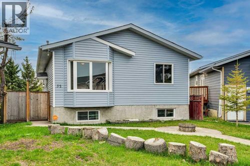 32 Taraglen Pl Ne, Calgary, AB, T3J2N4 | Card Image