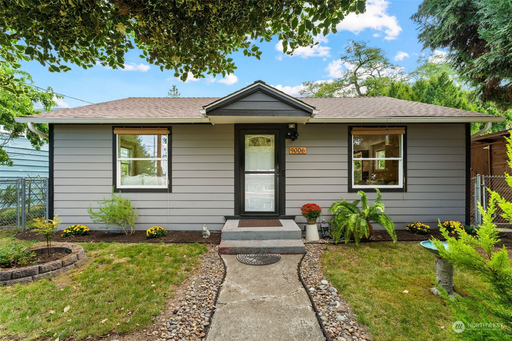14th Ave, Seattle, WA 98106