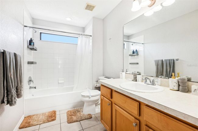 Bathroom 2 | Image 30