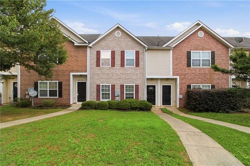 8642 Thomas Ln, Riverdale, GA, 30274-5197 | Card Image
