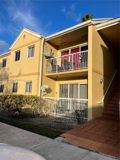 101 - 13810 Sw 112th St, Condo with 2 bedrooms, 2 bathrooms and null parking in Miami FL | Image 1