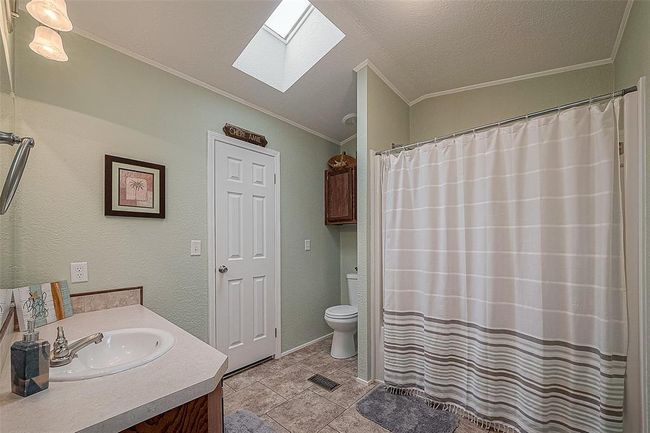 1220 Fm 222 Loop, House other with 2 bedrooms, 3 bathrooms and null parking in Coldspring TX | Image 25