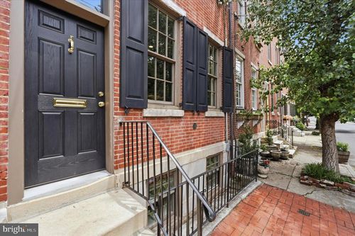 113 Pemberton St, PHILADELPHIA, PA, 19147-3413 | Card Image