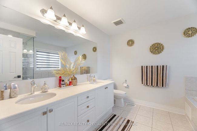 32 Branigan Cres, House other with 4 bedrooms, 3 bathrooms and 2 parking in Georgetown ON | Image 26
