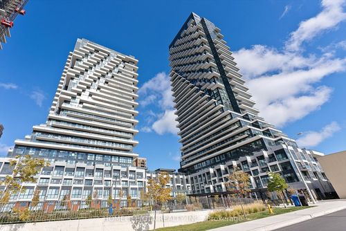 206-30 Inn On The Park Dr, Toronto, ON, M3C0P7 | Card Image