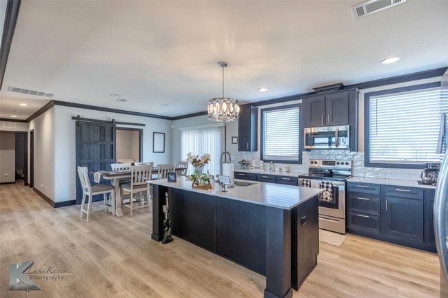 2032 Avenue L, House other with 4 bedrooms, 3 bathrooms and null parking in Anson TX | Image 6