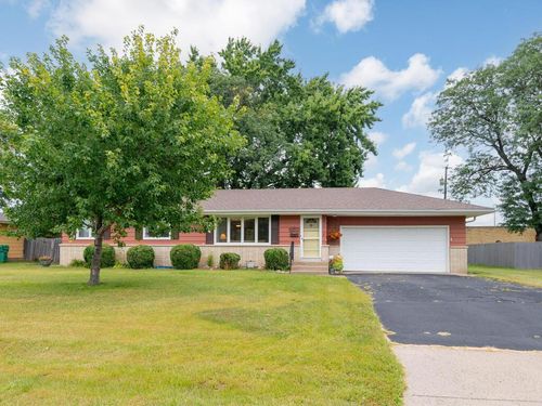 3118 66th Ave N, Brooklyn Center, MN, 55429-1804 | Card Image
