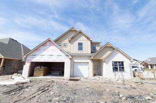 2820 E Northampton Street, Broken Arrow, OK, 74014 | Card Image