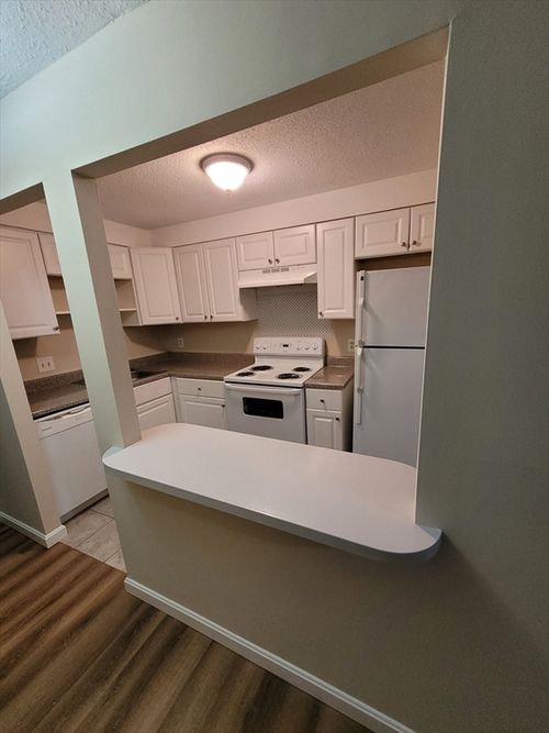 a1-180 Main St, Bridgewater, MA, 02324 | Card Image