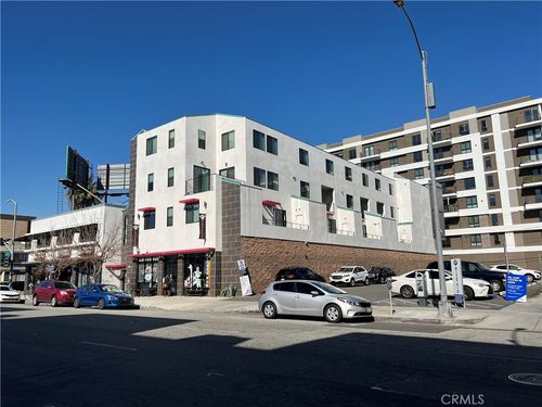 apt-305-137 W 6th St, Long Beach, CA, 90802-1372 | Card Image