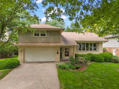 848 S Hillcrest Ave, Elmhurst, IL, 60126-4645 | Card Image